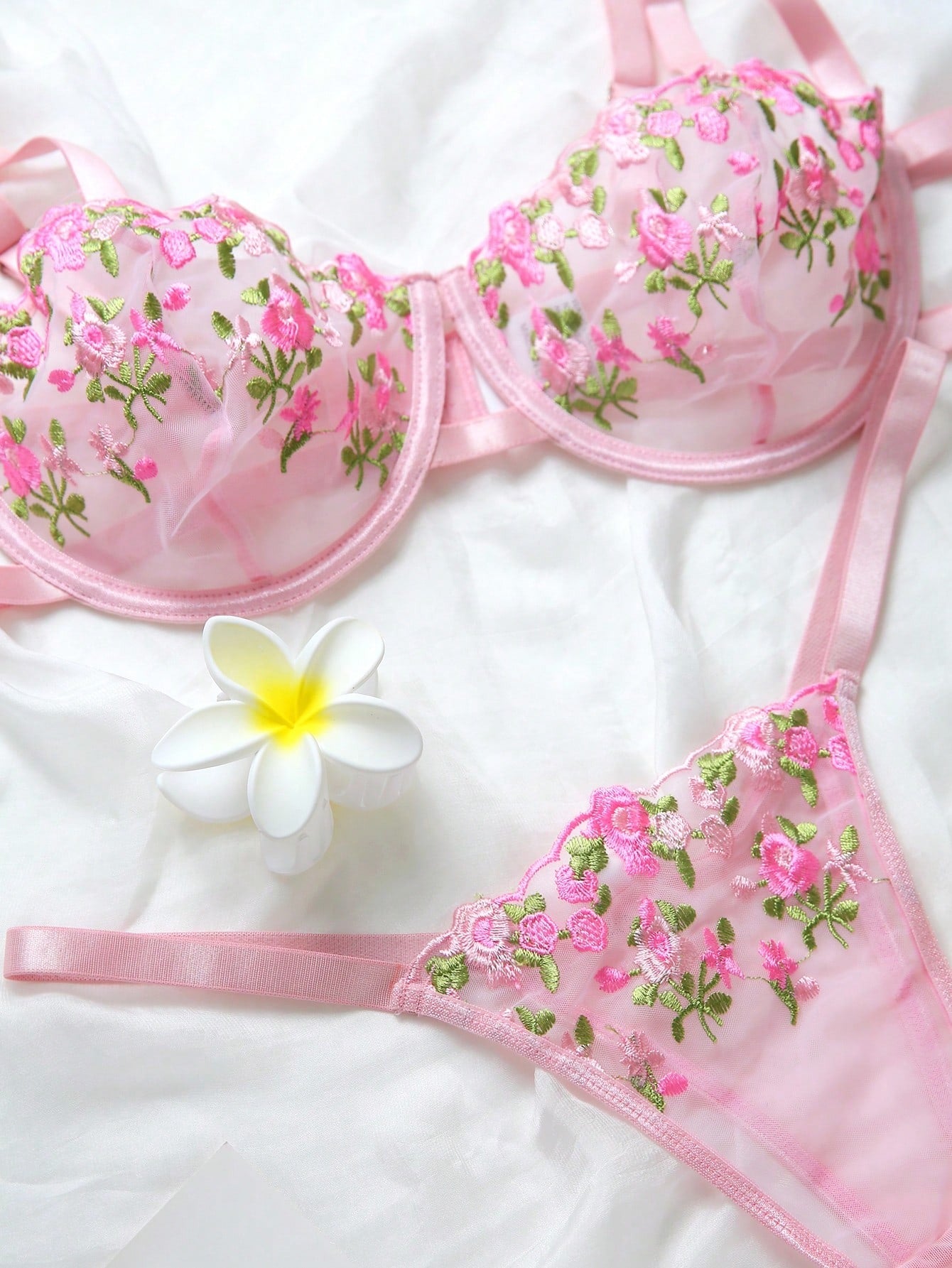 Curvy Pink Rose flowers